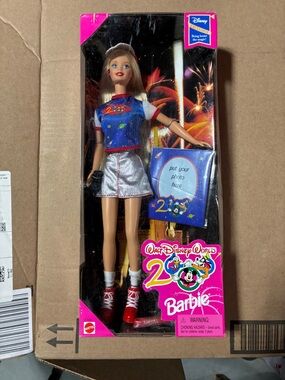 Disney Barbie 2000 WDW exclusive 22939